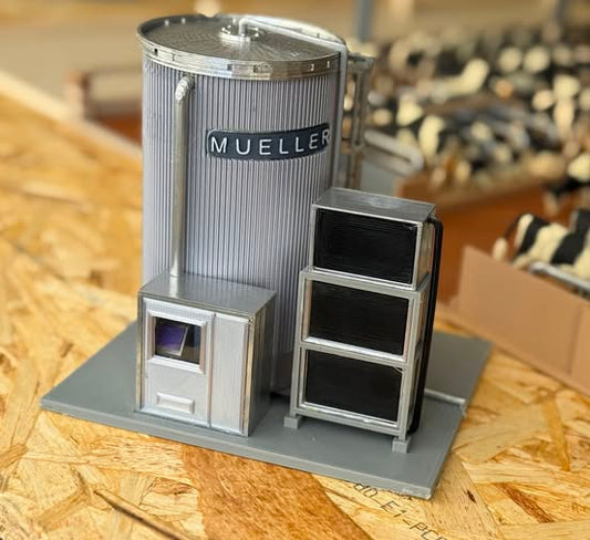 a1. MILK STORAGE SILO SILVER with cooling radiators - supplied with or without your requested name plate 1/32 scale SILVER