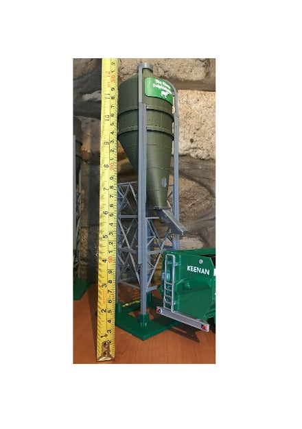 a.Farm yard toy bulk bin GREEN - supplied with your requested name plate 1/32 scale