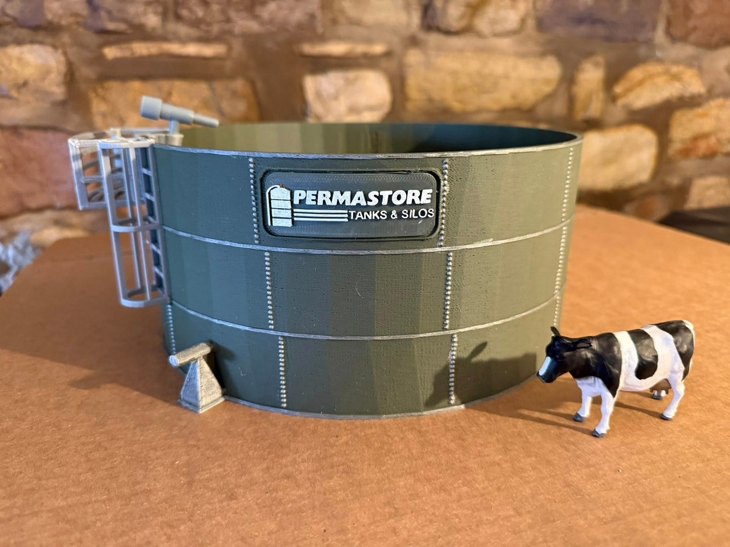 a1.Farm yard toy  SLURRY STORE   GREEN - supplied with or without  your requested name plate 1/32 scale