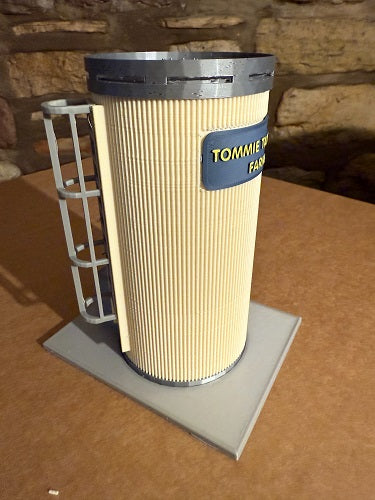 a1.Farm yard toy  MILK STORAGE SILO   - supplied with your requested name plate 1/32 scale