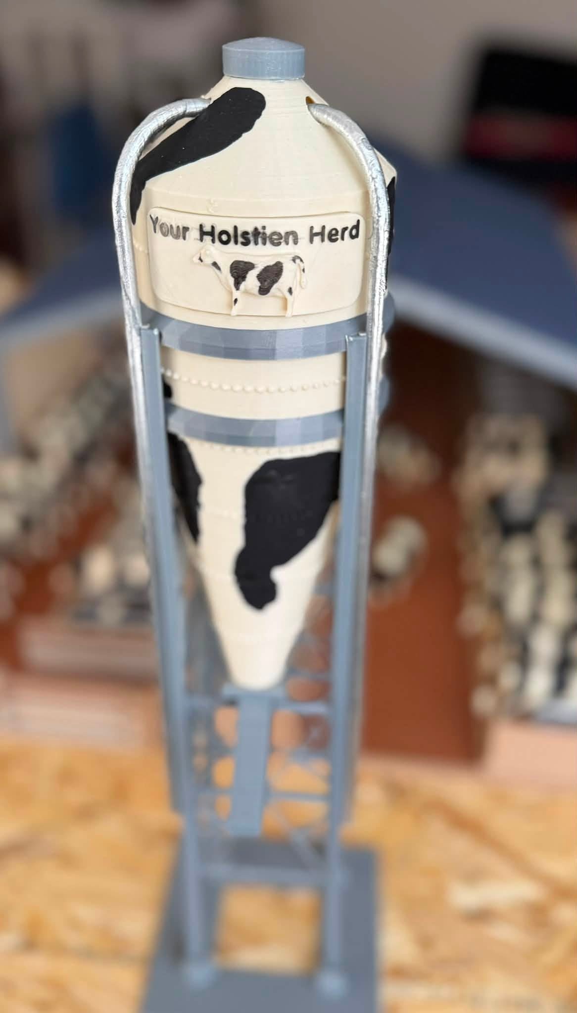 a.Farm yard toy bulk feed silo BLACK & WHITE   - supplied with your requested name plate 1/32 scale