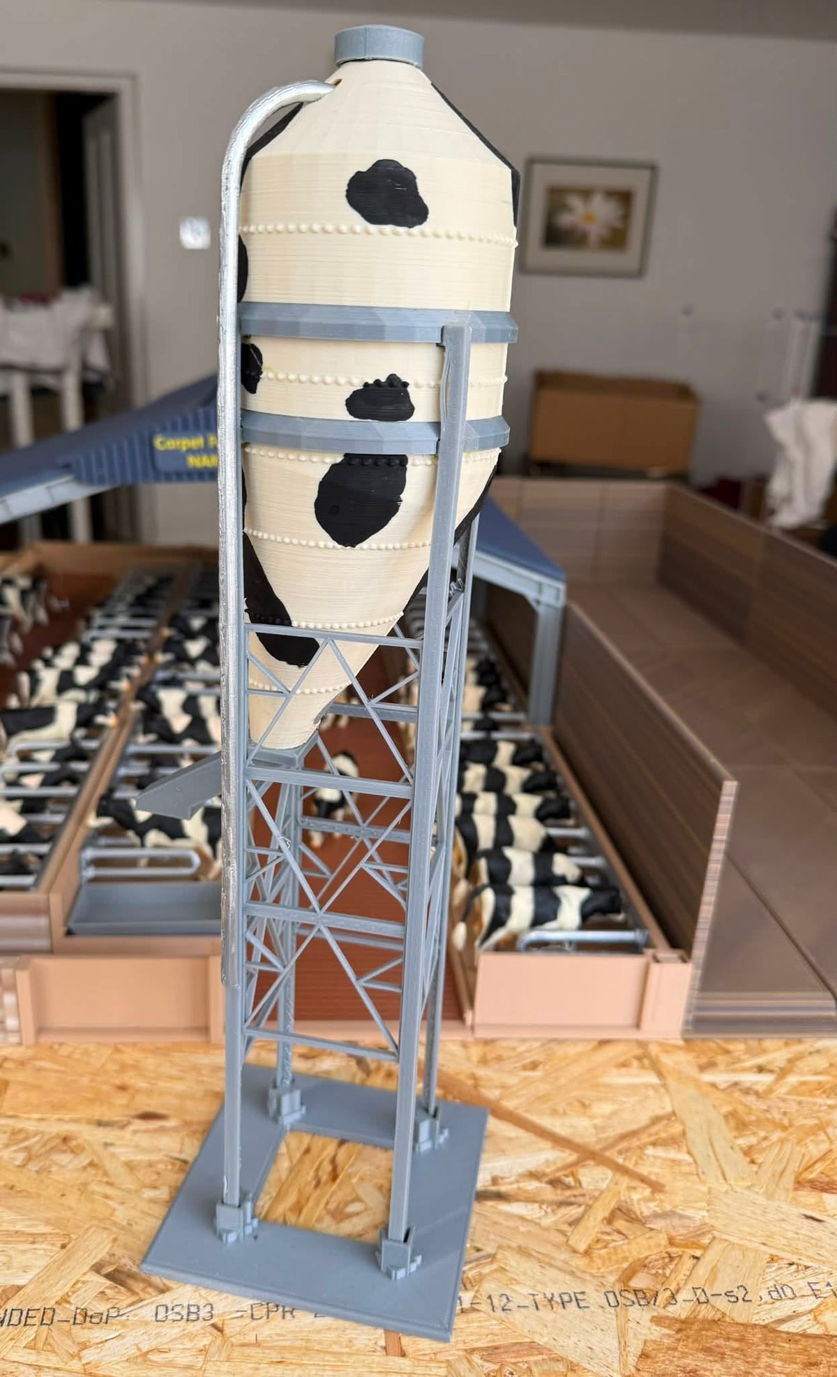 a.Farm yard toy bulk feed silo BLACK & WHITE   - supplied with your requested name plate 1/32 scale