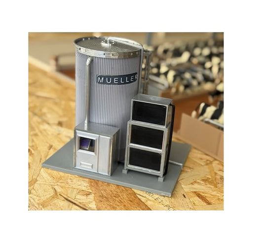 a1.  MILK STORAGE SILO SILVER with cooling radiators - supplied with or without your requested name plate 1/32 scale SILVER