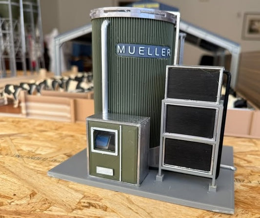 a1.  MILK STORAGE SILO GREEN  with cooling radiators - supplied with or without your requested name plate 1/32 scale